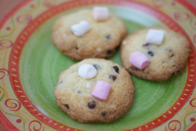 Cookies mini-chamallows et billes de chocolat