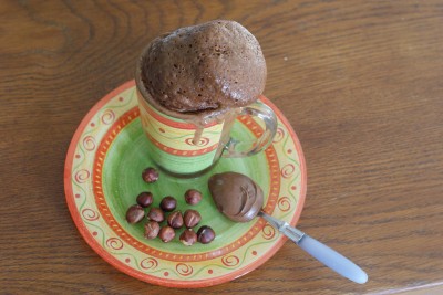 Bon appétit ! ... Et oui, un mug cake peut prendre bien des formes bizarres !