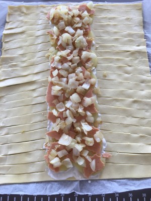 Tresse feuilletée à la raclette